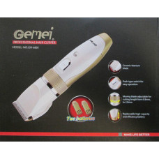 Бездротова машинка для стрижки волос триммер з керамічними ножами GEMEI GM-6001 PRO + 2 акумулятора Червона 154469