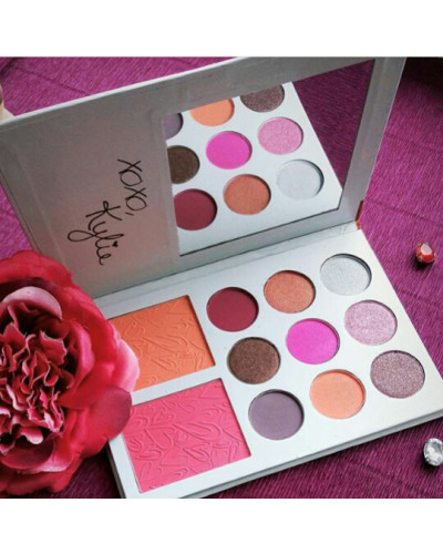 Палетка тіней і рум'ян Kylie Diary Pressed Powder Palette 174776