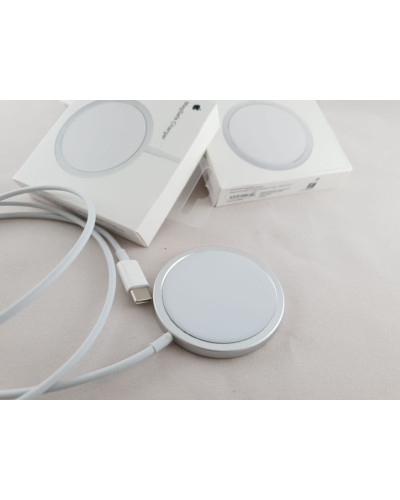 Бездротове заряджання Magsafe Magnetic A20 202137